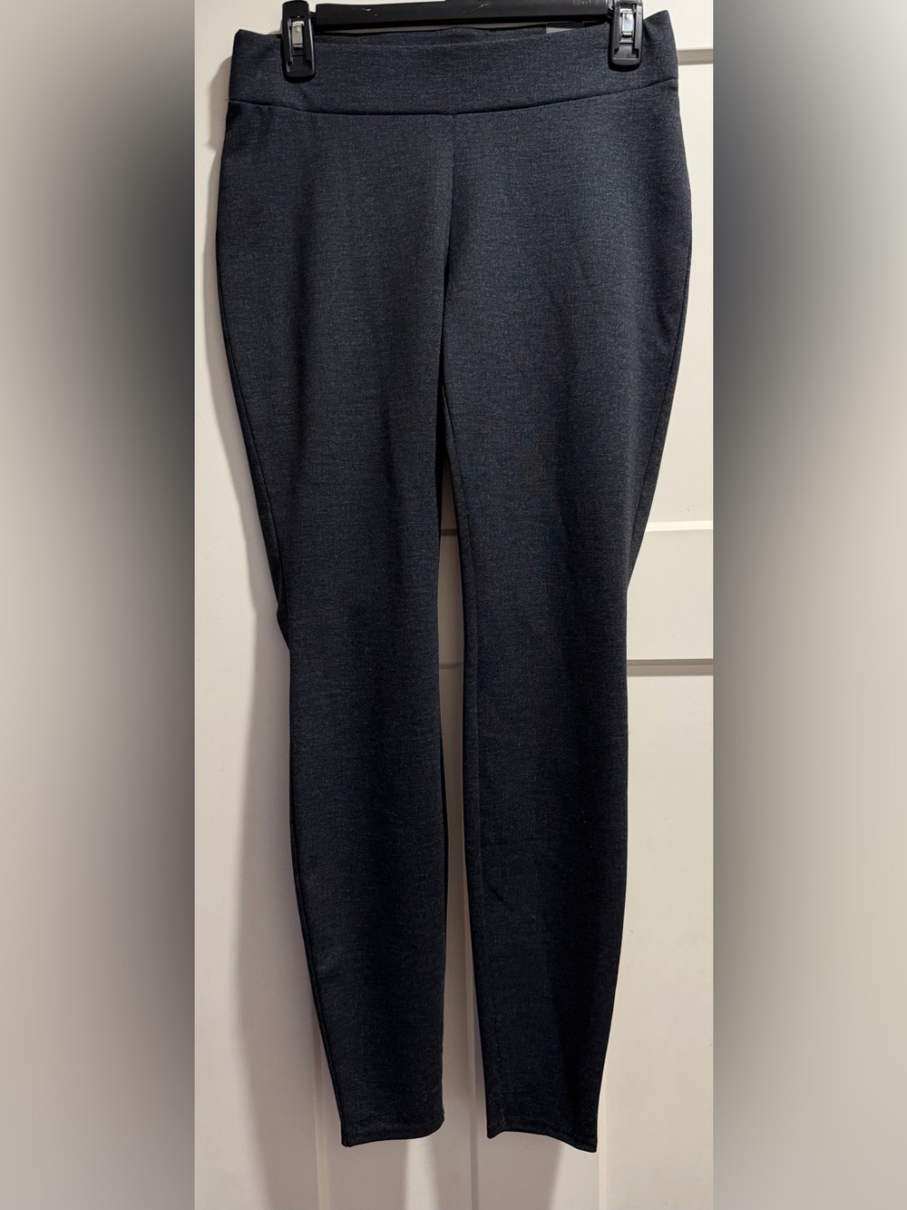 White House Black Market Black Skinny Pants